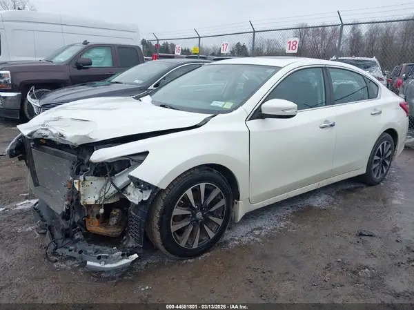 1N4AL3AP7HC493975 2017 NISSAN ALTIMA - Image 2