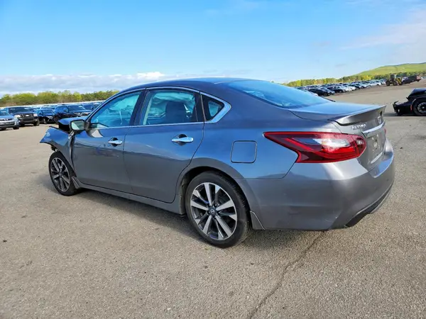 1N4AL3AP7HC495791 2017 NISSAN ALTIMA - Image 2