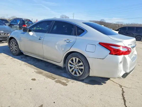 1N4AL3AP7HC495967 2017 NISSAN ALTIMA - Image 2