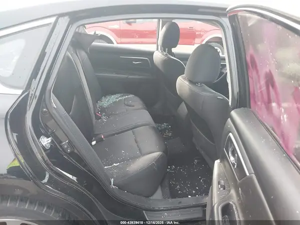 1N4AL3AP7HC497024 2017 NISSAN ALTIMA - Image 8