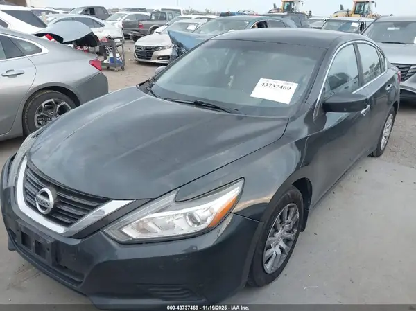 1N4AL3AP7HC497380 2017 NISSAN ALTIMA - Image 2