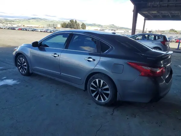1N4AL3AP7HC498173 2017 NISSAN ALTIMA - Image 2