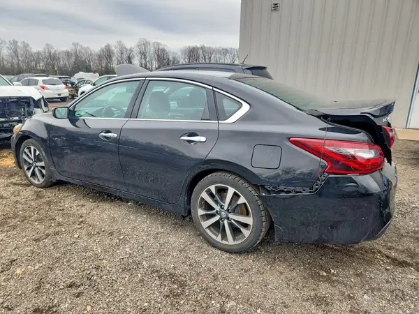 1N4AL3AP7HC499503 2017 NISSAN ALTIMA - Image 2