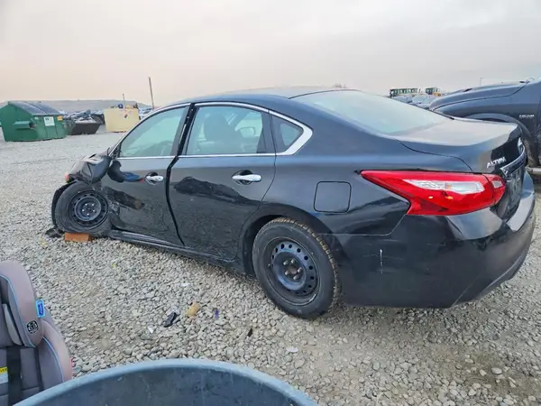 1N4AL3AP7HN303676 2017 NISSAN ALTIMA - Image 2