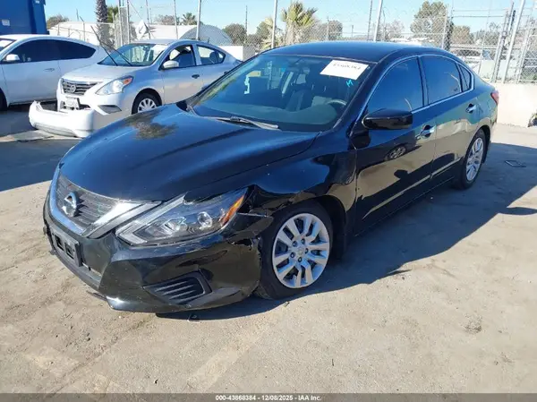 1N4AL3AP7HN305475 2017 NISSAN ALTIMA - Image 2