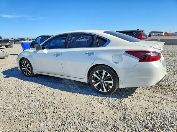 1N4AL3AP7HN312653 2017 NISSAN ALTIMA - Image 2