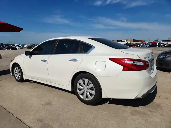 1N4AL3AP7HN316718 2017 NISSAN ALTIMA - Image 2