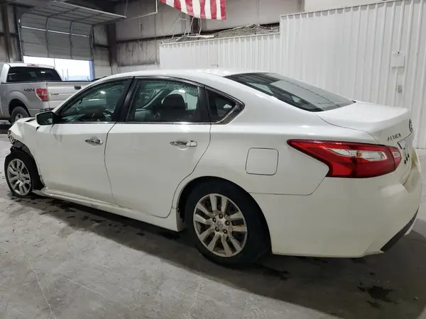 1N4AL3AP7HN317836 2017 NISSAN ALTIMA - Image 2