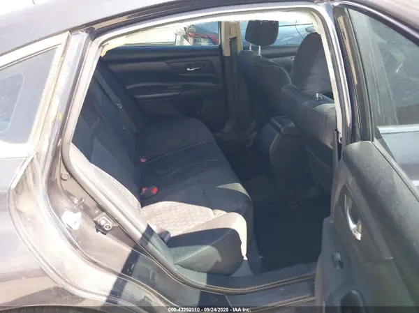 1N4AL3AP7HN319537 2017 NISSAN ALTIMA - Image 8