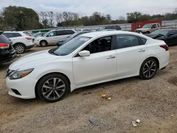 1N4AL3AP7HN320607 2017 NISSAN ALTIMA - Image 1