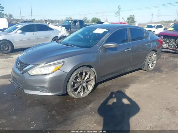 1N4AL3AP7HN321188 2017 NISSAN ALTIMA - Image 2