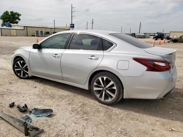 1N4AL3AP7HN321868 2017 NISSAN ALTIMA - Image 2