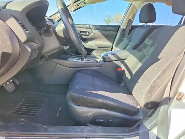1N4AL3AP7HN325211 2017 NISSAN ALTIMA - Image 8
