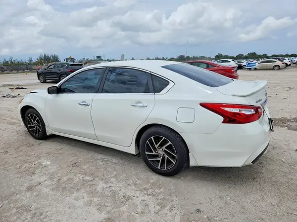 1N4AL3AP7HN325743 2017 NISSAN ALTIMA - Image 2