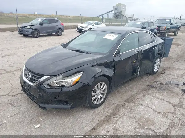 1N4AL3AP7HN327816 2017 NISSAN ALTIMA - Image 2