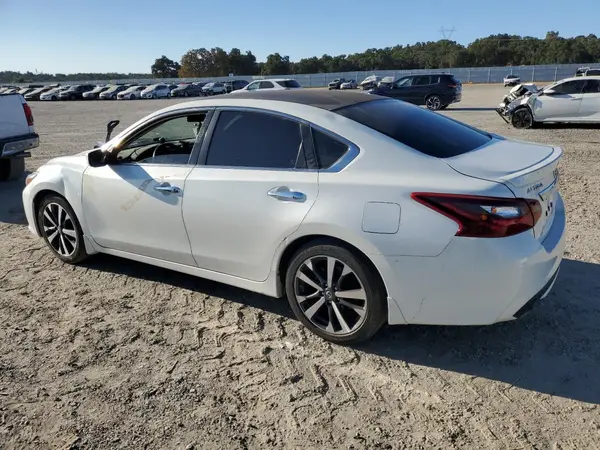 1N4AL3AP7HN327847 2017 NISSAN ALTIMA - Image 2