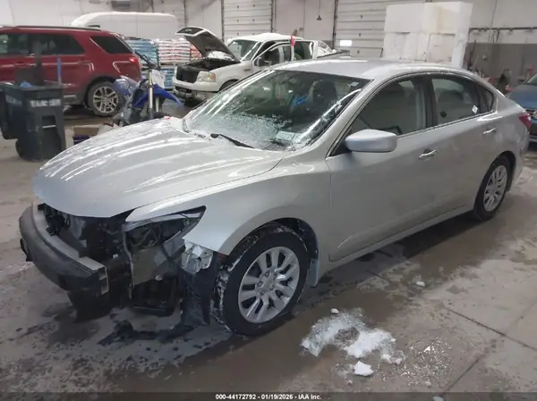 1N4AL3AP7HN330540 2017 NISSAN ALTIMA - Image 2