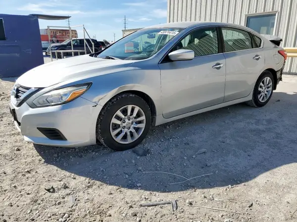 1N4AL3AP7HN330652 2017 NISSAN ALTIMA - Image 1