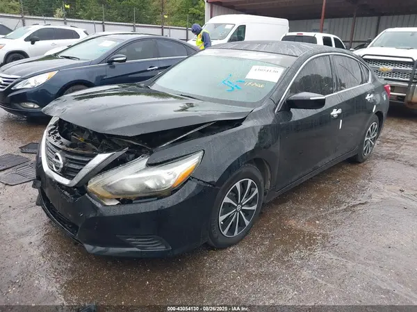 1N4AL3AP7HN330733 2017 NISSAN ALTIMA - Image 2