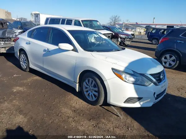 1N4AL3AP7HN331137 2017 NISSAN ALTIMA - Image 1