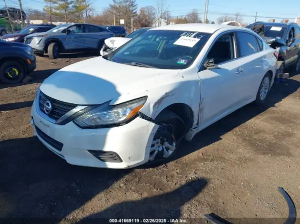 1N4AL3AP7HN331137 2017 NISSAN ALTIMA - Image 2