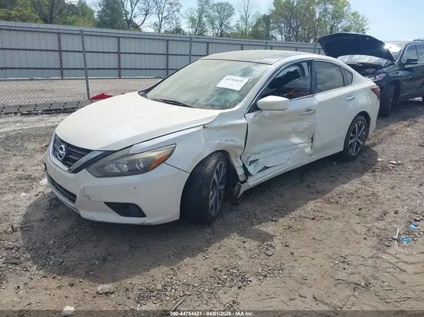 1N4AL3AP7HN331512 2017 NISSAN ALTIMA - Image 2