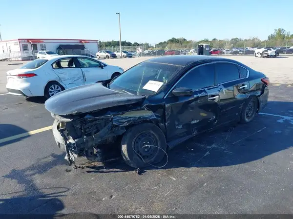 1N4AL3AP7HN334555 2017 NISSAN ALTIMA - Image 2