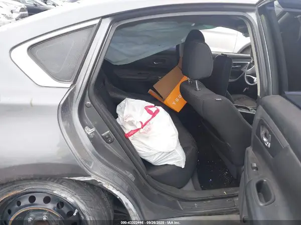 1N4AL3AP7HN334605 2017 NISSAN ALTIMA - Image 8