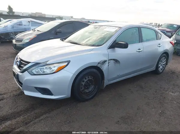 1N4AL3AP7HN335754 2017 NISSAN ALTIMA - Image 2