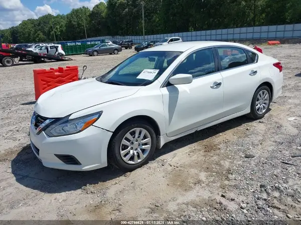 1N4AL3AP7HN338721 2017 NISSAN ALTIMA - Image 2