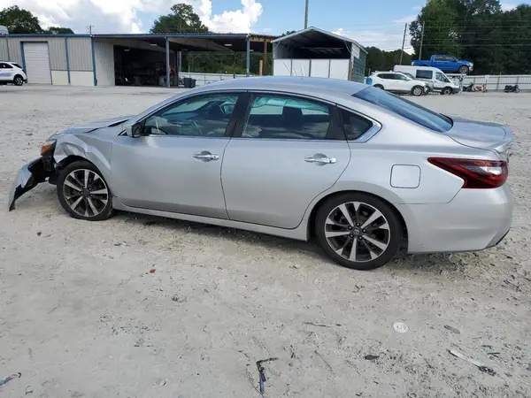 1N4AL3AP7HN340582 2017 NISSAN ALTIMA - Image 2