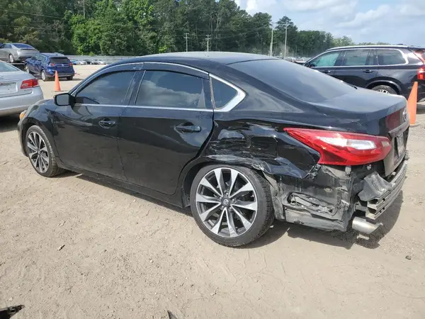 1N4AL3AP7HN341375 2017 NISSAN ALTIMA - Image 2