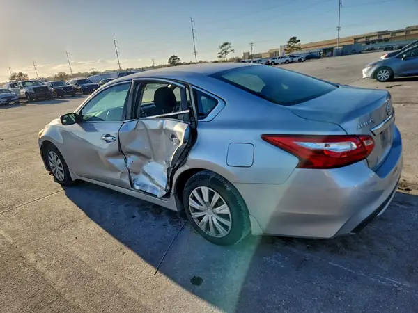 1N4AL3AP7HN341540 2017 NISSAN ALTIMA - Image 2
