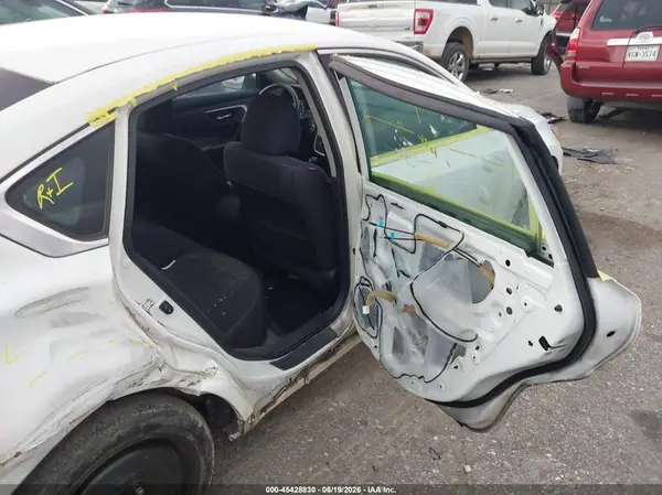 1N4AL3AP7HN342350 2017 NISSAN ALTIMA - Image 8