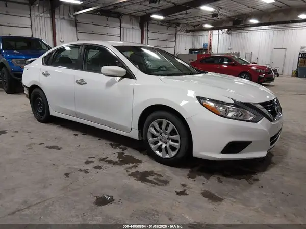1N4AL3AP7HN348634 2017 NISSAN ALTIMA - Image 1