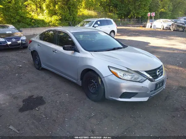1N4AL3AP7HN350769 2017 NISSAN ALTIMA - Image 1