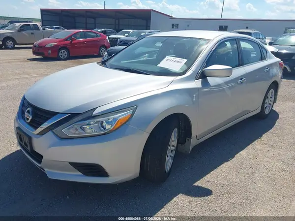 1N4AL3AP7HN353672 2017 NISSAN ALTIMA - Image 2
