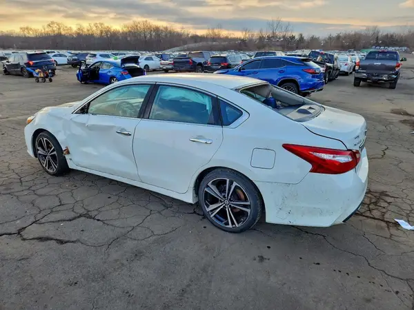 1N4AL3AP7HN362694 2017 NISSAN ALTIMA - Image 2