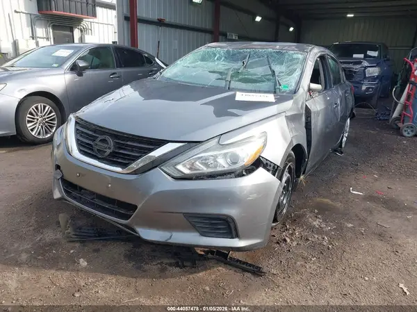 1N4AL3AP7HN365191 2017 NISSAN ALTIMA - Image 2