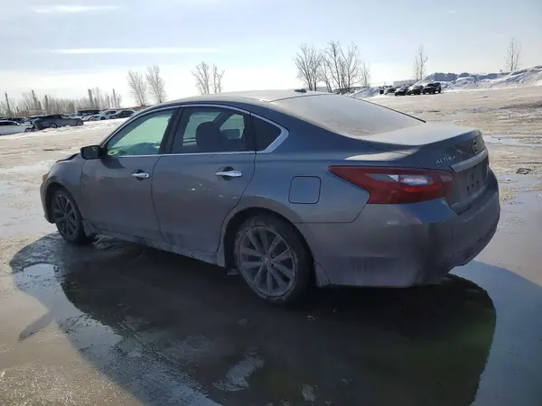1N4AL3AP7JC102071 2018 NISSAN ALTIMA - Image 2