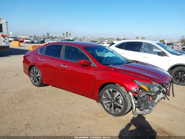 1N4AL3AP7JC103365 2018 NISSAN ALTIMA - Image 1