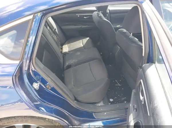 1N4AL3AP7JC104032 2018 NISSAN ALTIMA - Image 8