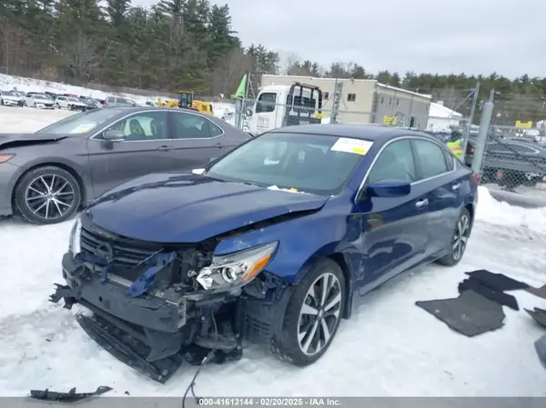 1N4AL3AP7JC106136 2018 NISSAN ALTIMA - Image 2