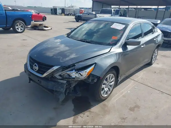 1N4AL3AP7JC109652 2018 NISSAN ALTIMA - Image 2