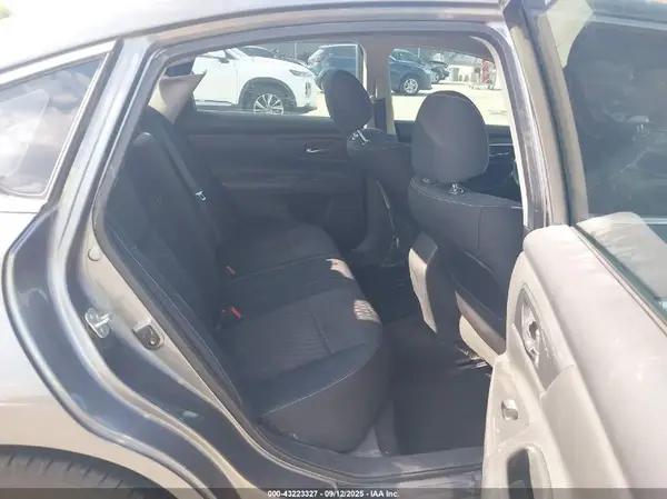 1N4AL3AP7JC109652 2018 NISSAN ALTIMA - Image 8