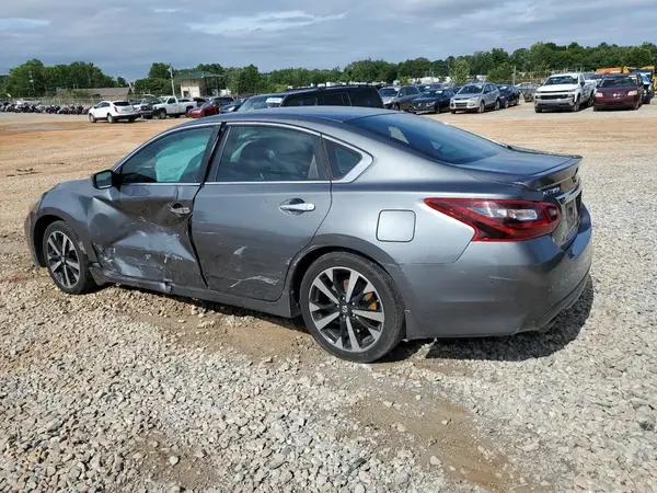 1N4AL3AP7JC109683 2018 NISSAN ALTIMA - Image 2
