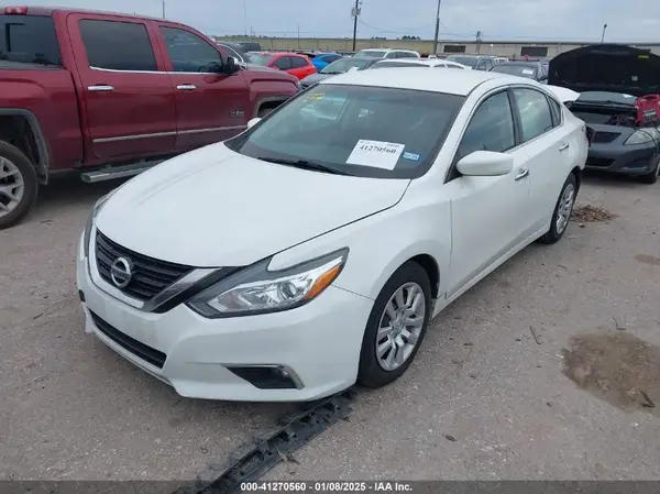 1N4AL3AP7JC109943 2018 NISSAN ALTIMA - Image 2