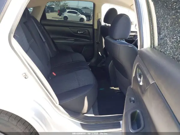1N4AL3AP7JC110767 2018 NISSAN ALTIMA - Image 8