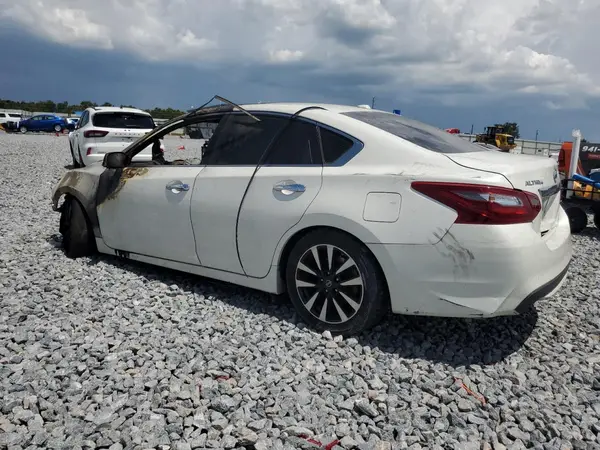 1N4AL3AP7JC112941 2018 NISSAN ALTIMA - Image 2