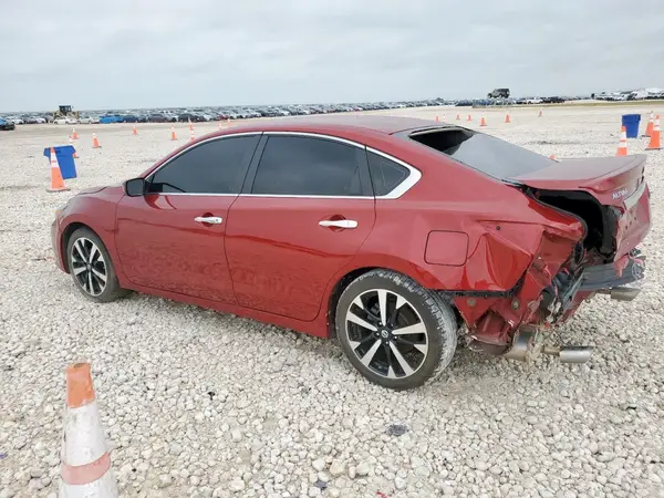 1N4AL3AP7JC114141 2018 NISSAN ALTIMA - Image 2